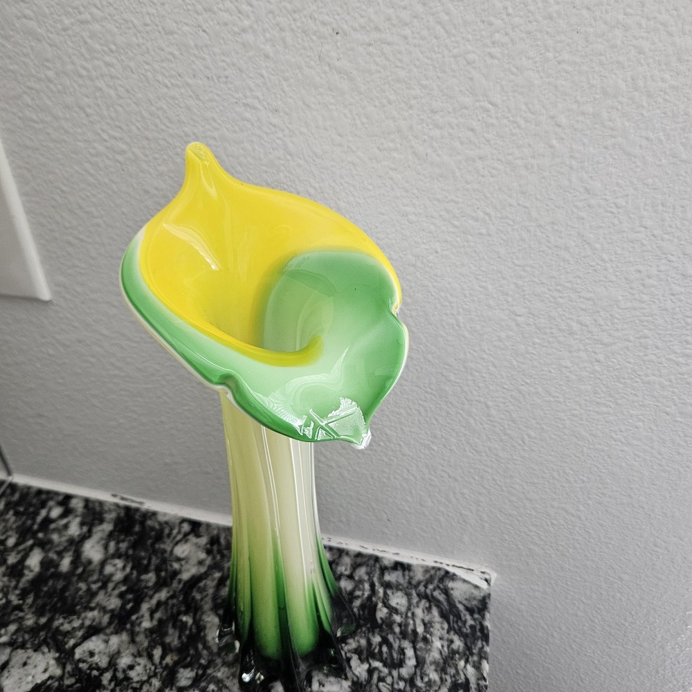 hand-blown art glass vase Jack-in-the-Pulpit Calla‎ Lily bright yellow and green